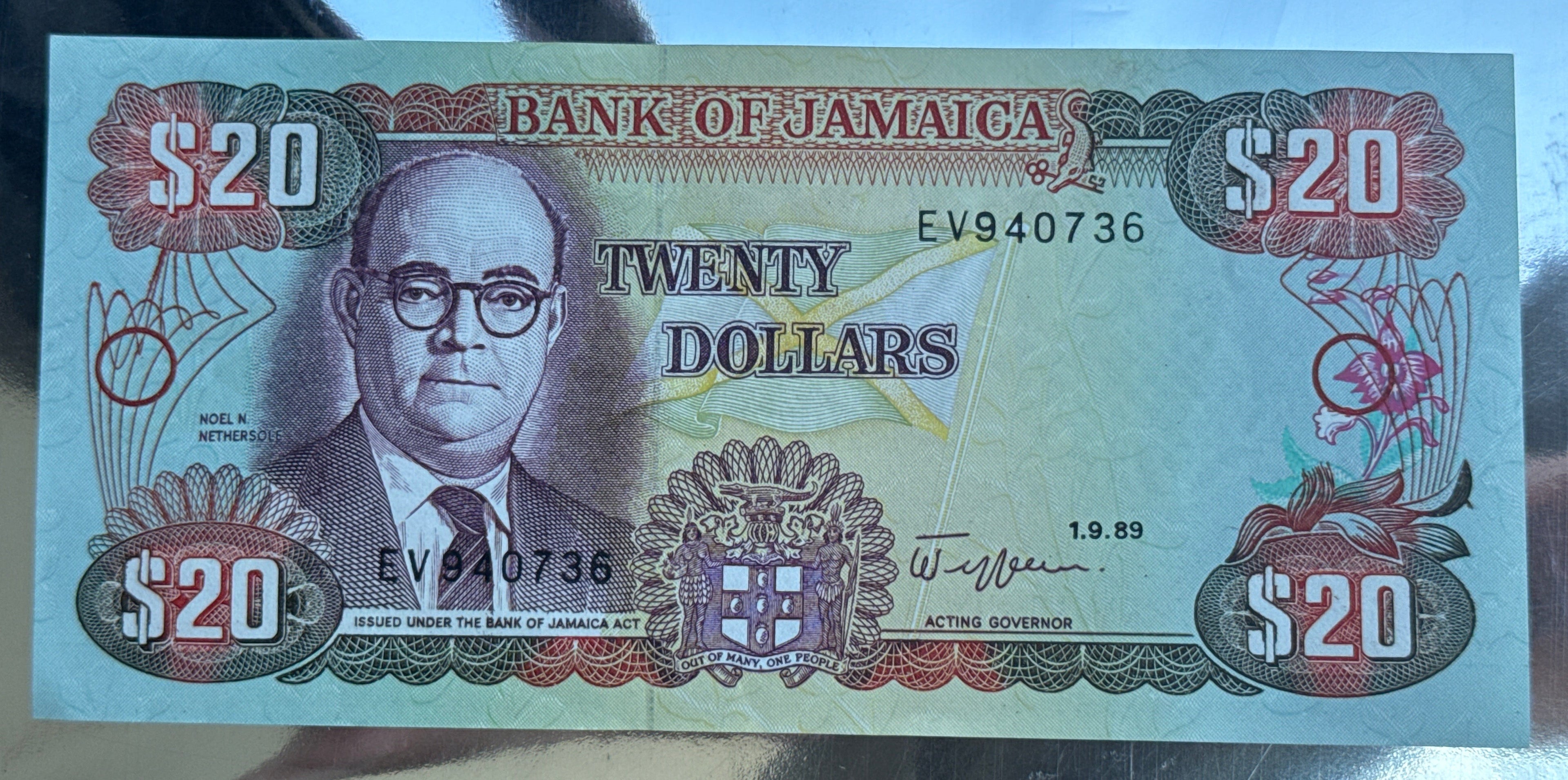 Jamaica P-72c 20 Dollars 1989 UNC