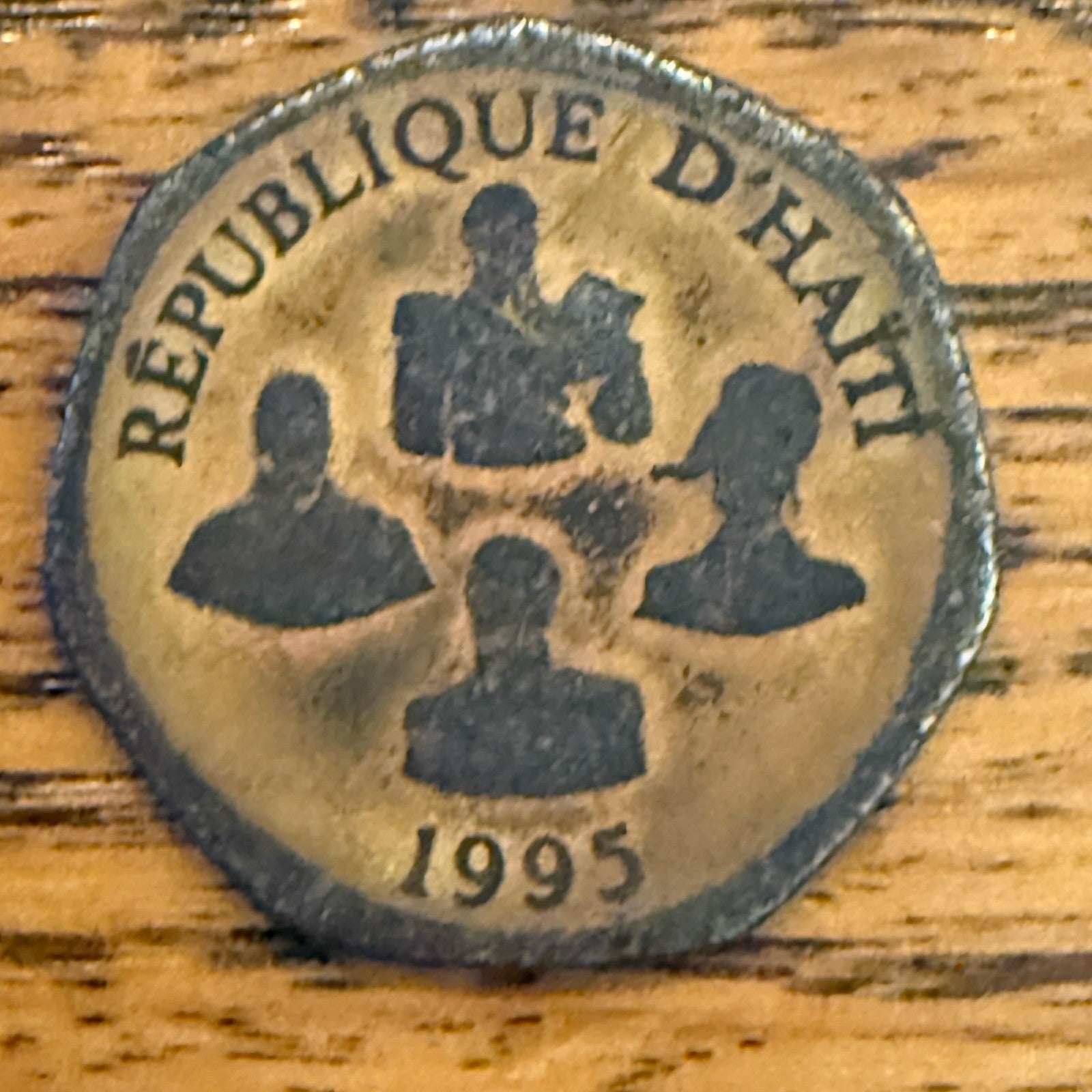 Haiti 1995 5 Gourdes Coin1
