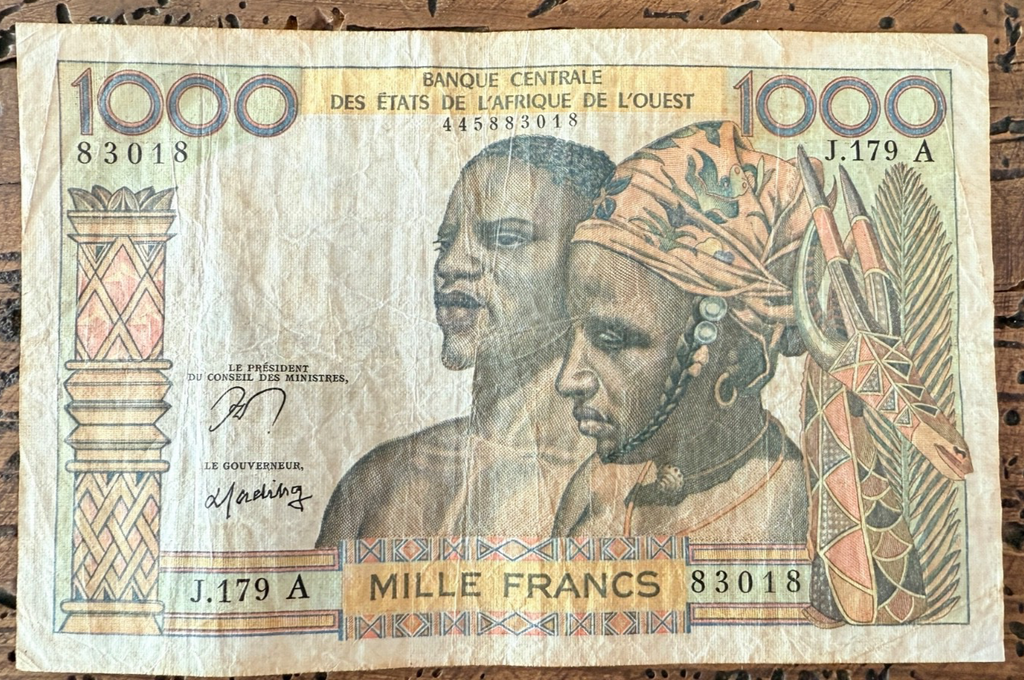 NO TARIFFS TO U.S.! West African States IVORY COAST 1000 francs P-103Am s/n830180