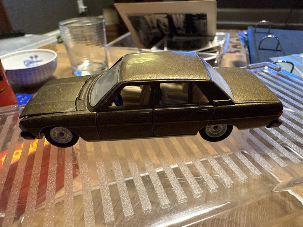Solido Peugeot 604 No. 40 In Box2